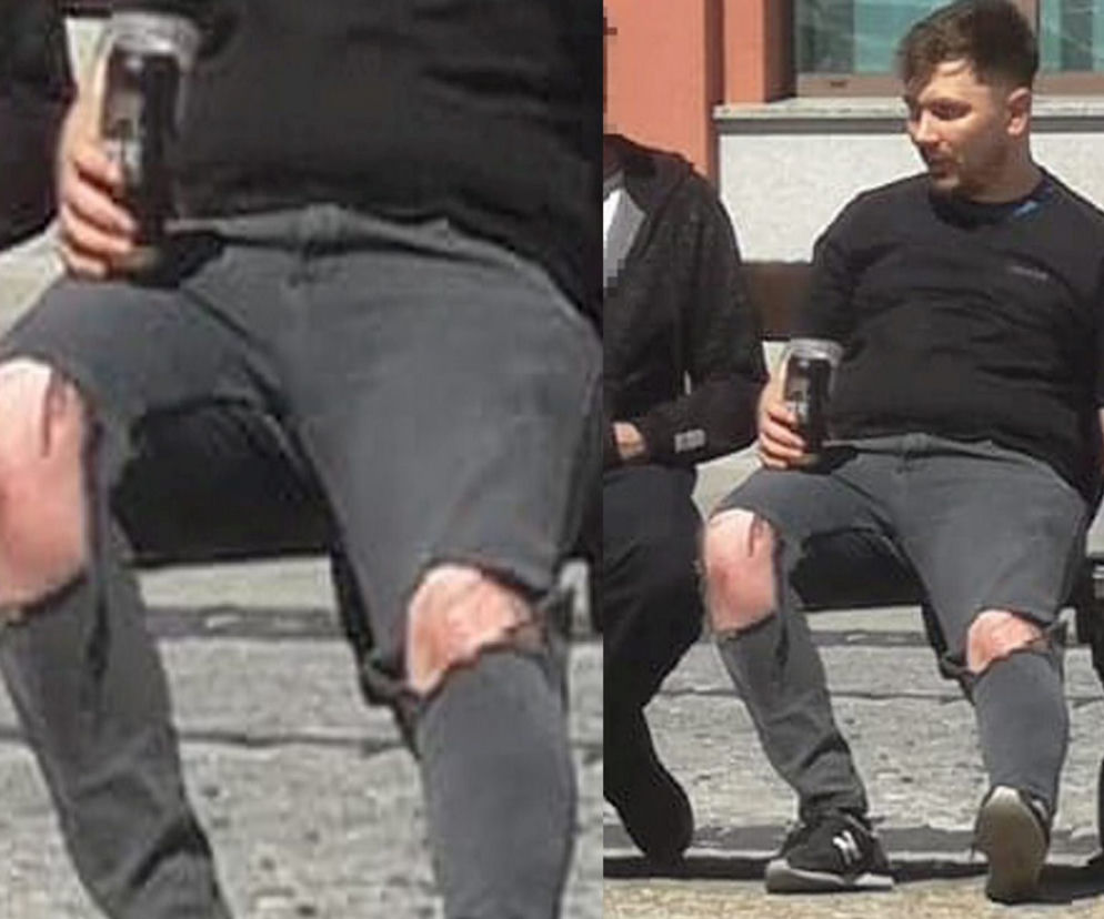Daniel Martyniuk z puszką piwa w ręce w centrum Białegostoku