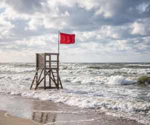 Sinice Chłopy. Czy w Chłopach można się kąpać 20.08? Flaga, warunki pogodowe