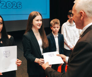 Najzdolniejsi uczniowie odebrali stypendia Prezydenta Miasta Siedlce
