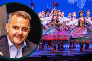 200 osób, 1500 kostiumów, dwie ciężarówki sprzętu - tak „Mazowsze” rusza za ocean. „Taki koncert zdarza się raz na generację”