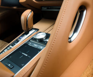 Lexus LC500h 3.5 V6 359 KM Superturismo