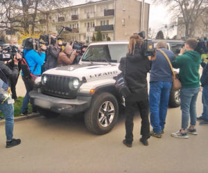Sławomir Nowak spod aresztu odjechał Jeepem Wranglerem