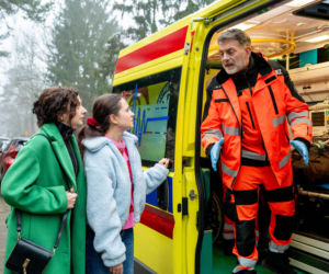 Na sygnale, odcinek 846: Ratownicy zostają uwięzieni w płonącym magazynie