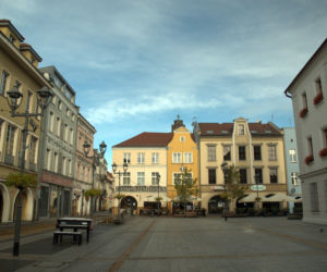 To miasto na Śląsku ma wyjątkowo piękną starówkę. Zachwyca też piastowskim zamkiem