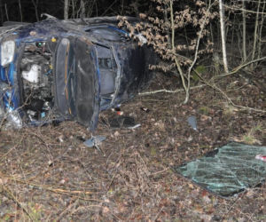 Lubelskie: PIJANY kierowca ZABIŁ PASAŻERA. Samochód wypadł z drogi, dachował [ZDJĘCIA]