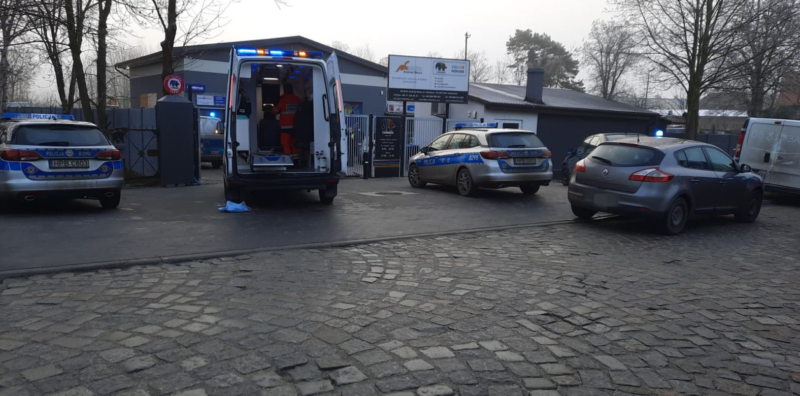 Zastrzelił syna w sklepie