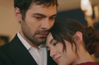 Wichrowe wzgórze - Halil i Zeynep wybierają imię dla dziecka! To hołd dla bliskich im osób