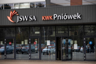 Dramat w kopalni Pniówek. Zaginęło dwóch pracowników, akcja ratunkowa w toku