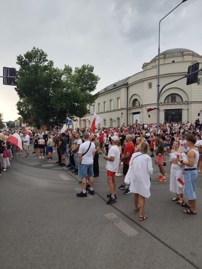 „Cześć i chwała bohaterom!”. Siedlczanie spotkali się w centrum miasta, by uczcić 82. rocznicę wybuchu Powstania Warszawskiego