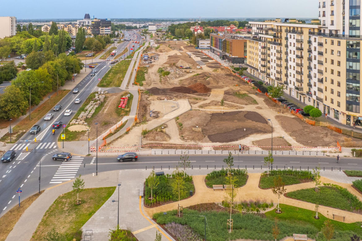 1000 drzew, 100 tysięcy krzewów i ogród zmysłów