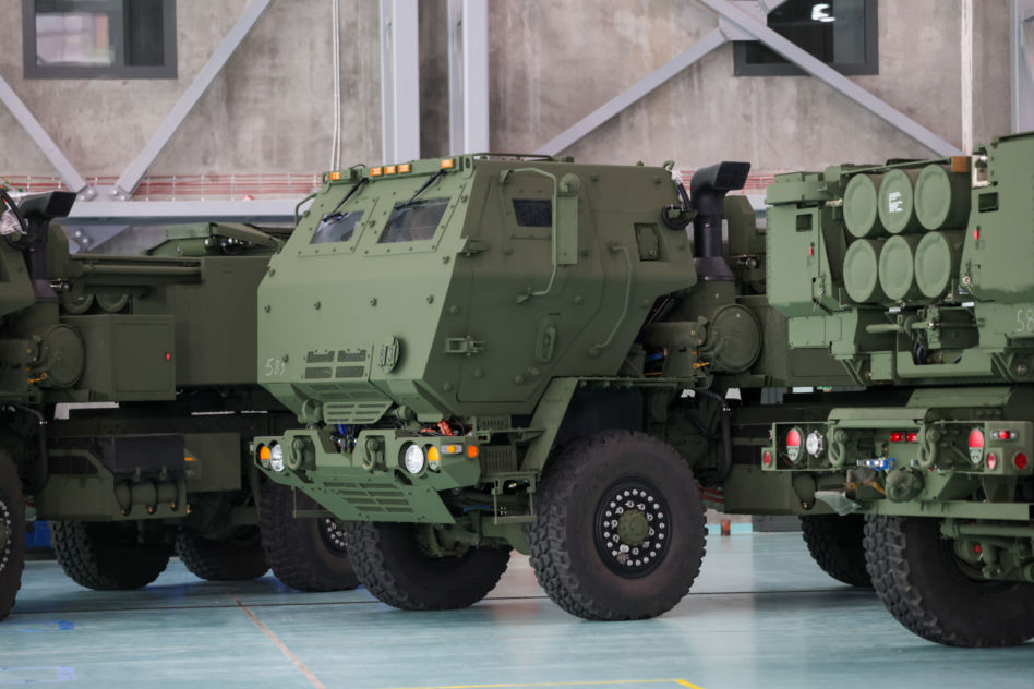 Pierwsze wyrzutnie rakiet HIMARS są w Polsce. Trafią do 16 Dywizji Zmechanizowanej [ZDJĘCIA]