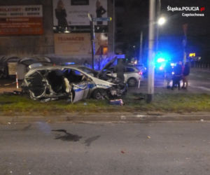 Koszmarny pościg w Częstochowie. Radiowóz zniszczony, policjanci w szpitalu 