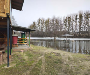 Przekroczenie poziomu alarmowego na Wkrze - sytuacja w piątek