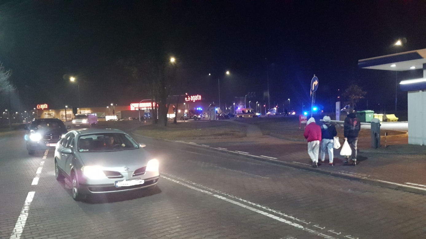 Karambol w Toruniu! Zderzyły się dwa samochody osobowe
