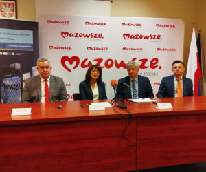 Podpisanie umowy na dotację unijną dla SPZOZ w Węgrowie na remont przychodni w Łochowie