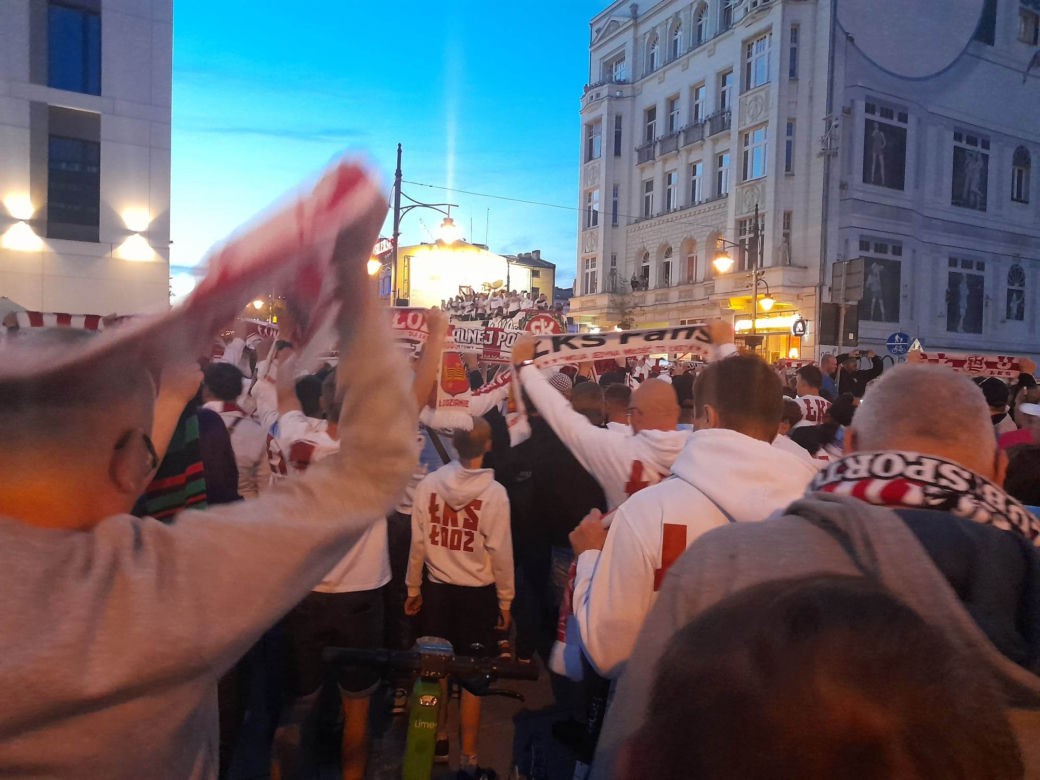 ŁKS Łódź wraca do Ekstraklasy i żegna się z 1. ligą! Tak świętowali kibice i piłkarze [GALERIA]