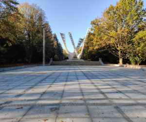 Plac Defiladowy na Cmentarzu Centralnym