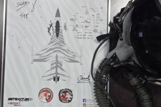 Muzeum 303 kupiło pamiątki po mjr. „Slabie”. To ważny hołd dla tragicznie zmarłego pilota