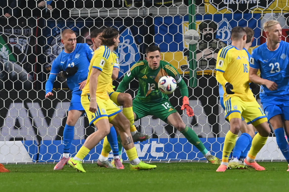 Transparenty na meczu Ukraina - Islandia