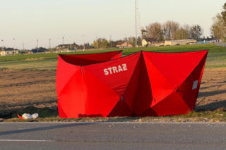 Dwa śmiertelne wypadki na drogach Mazowsza. Rowerzysta i motocyklista zginęli po potrąceniu