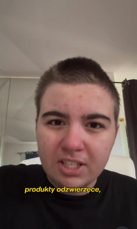 Tak dziś wygląda serialowa Basia Rogowska z "M jak miłość". Jest osobą niebinarną. Teraz nazywa się Cody