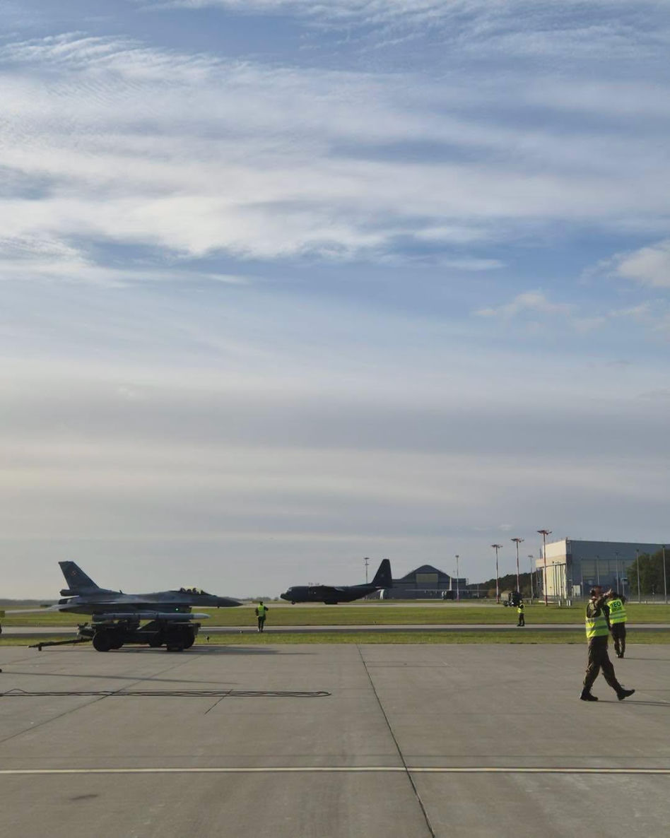 Błyskawiczne uzbrajanie polskich F-16. Procedura HOT ICT w akcji