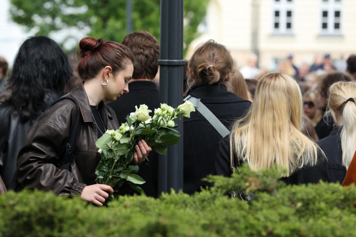 Upamiętnienie brutalnie zaatakowanej pracowniczki UW (8.05.2025)