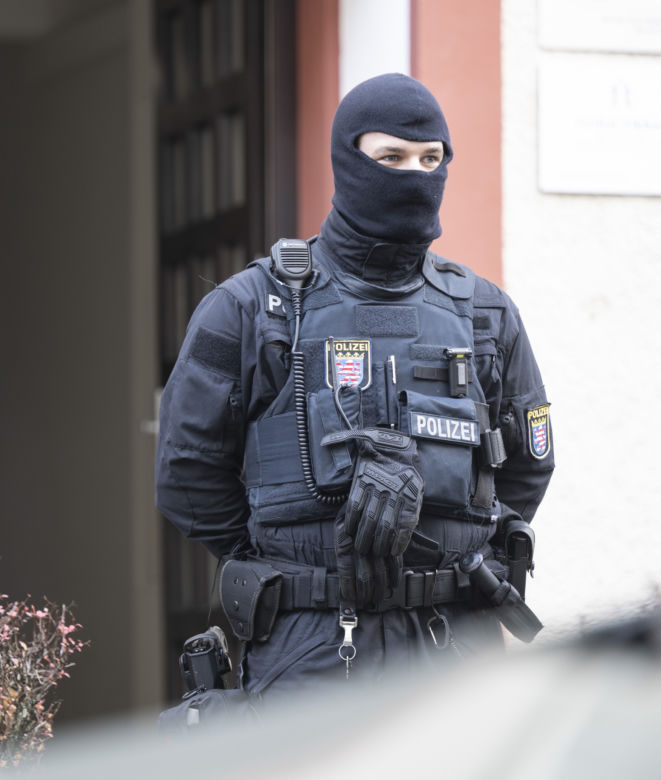 Udaremniony zamach stanu w Niemczech! 25 osób zatrzymanych, wśród nich Rosjanka