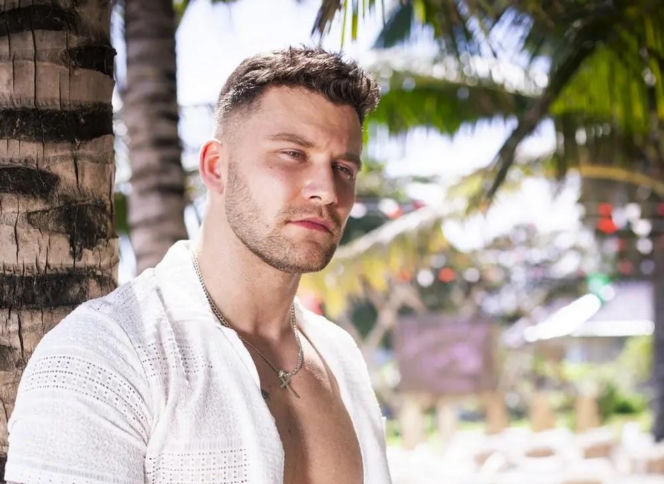 Andrzej Hotel Paradise 12