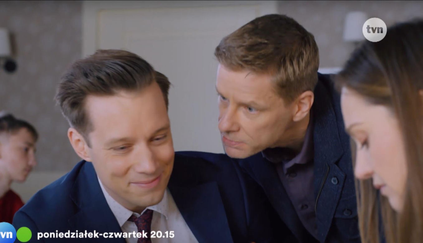 Na Wspólnej odc. 4073. Darek Żbik (Michał Mikołajczak), Robert Tadeusiak (Dariusz Wnuk), Aneta Siwek (Dorota Krempa)