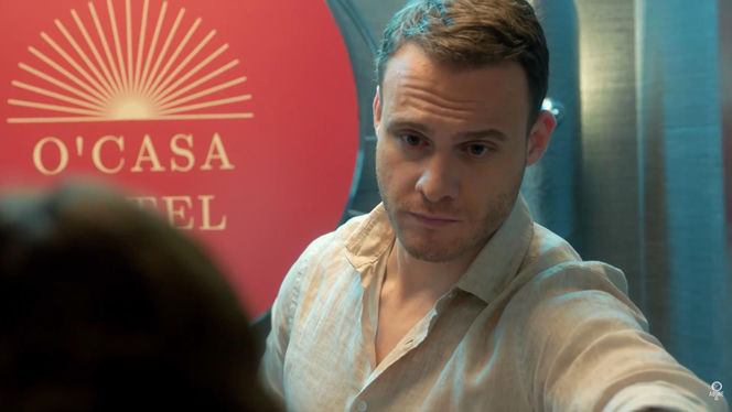 Kiedy ktoś kocha bardziej. Ateş, Leyla