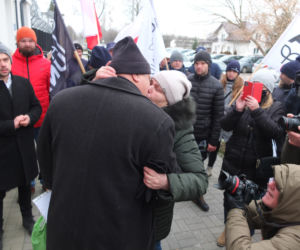 Rolnik poszedł siedzieć za brak kolczyków u świń. Protest w Lublinie