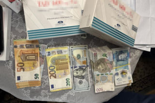 5 osób zatrzymanych w sprawie nielegalnego handlu opioidami i lekami z morfiną