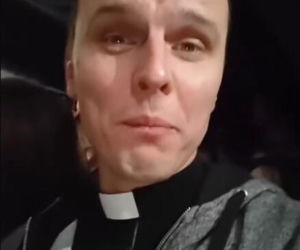 TVN przesadził? Ksiądz w programie o zdradzie i manipulacji