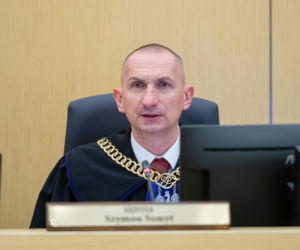 Przed Sądem Okręgowym w Poznaniu stanęli oskarżeni o porwanie i próbę zgwałcenia 16-latka