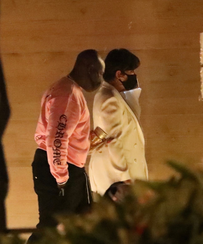 Kendall Jenner i Fai Khadra na kolacji z Kris Jenner
