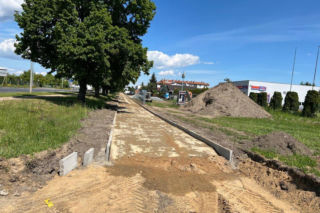 Leszno: Pierwsza ścieżka rowerowa w Gronowie na finiszu. To początek większych planów