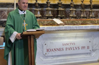 Abp Zieliński: Wolność daje radość, smutek owocem swawoli