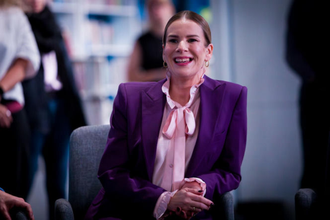 Marta Nawrocka wyprzedza trendy