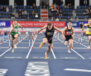Halowe mistrzostwa Polski w Kujawsko-Pomorskiej Arenie Toruń. Zdjęcia kibiców i zawodników