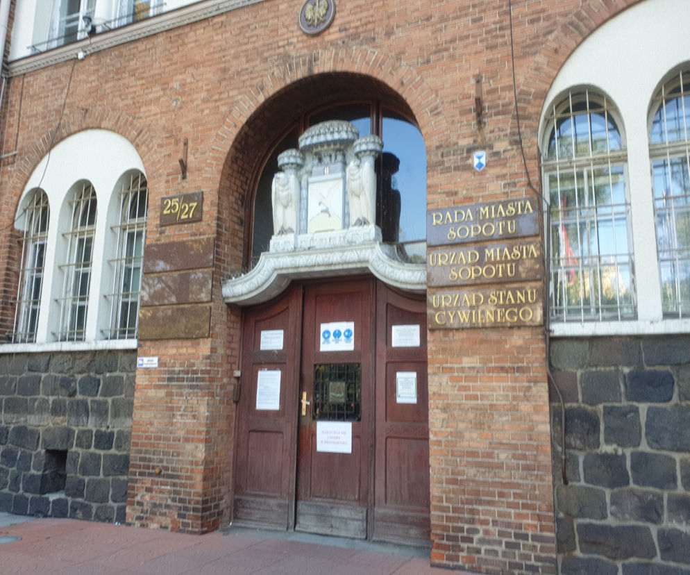 Sopockie szkoły podstawowe przechodzą na hybrydowy tryb nauczania