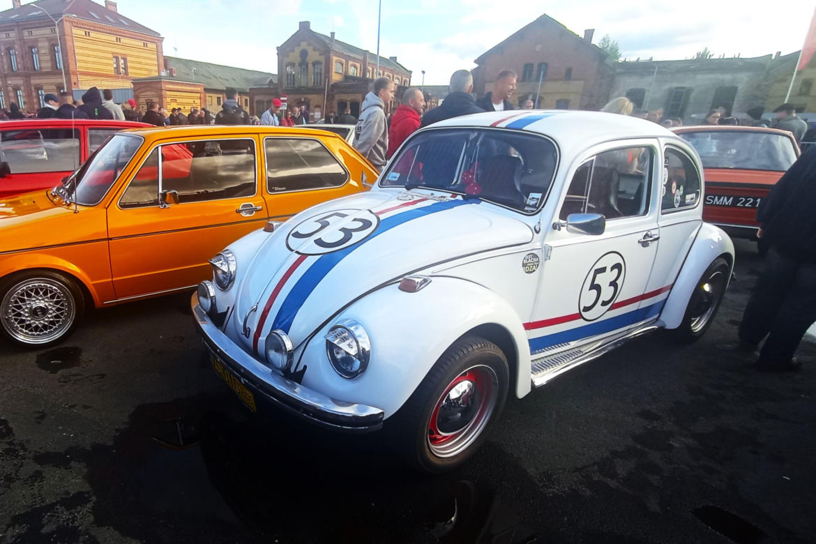 Zlot klasyków motoryzacji na Łasztowni