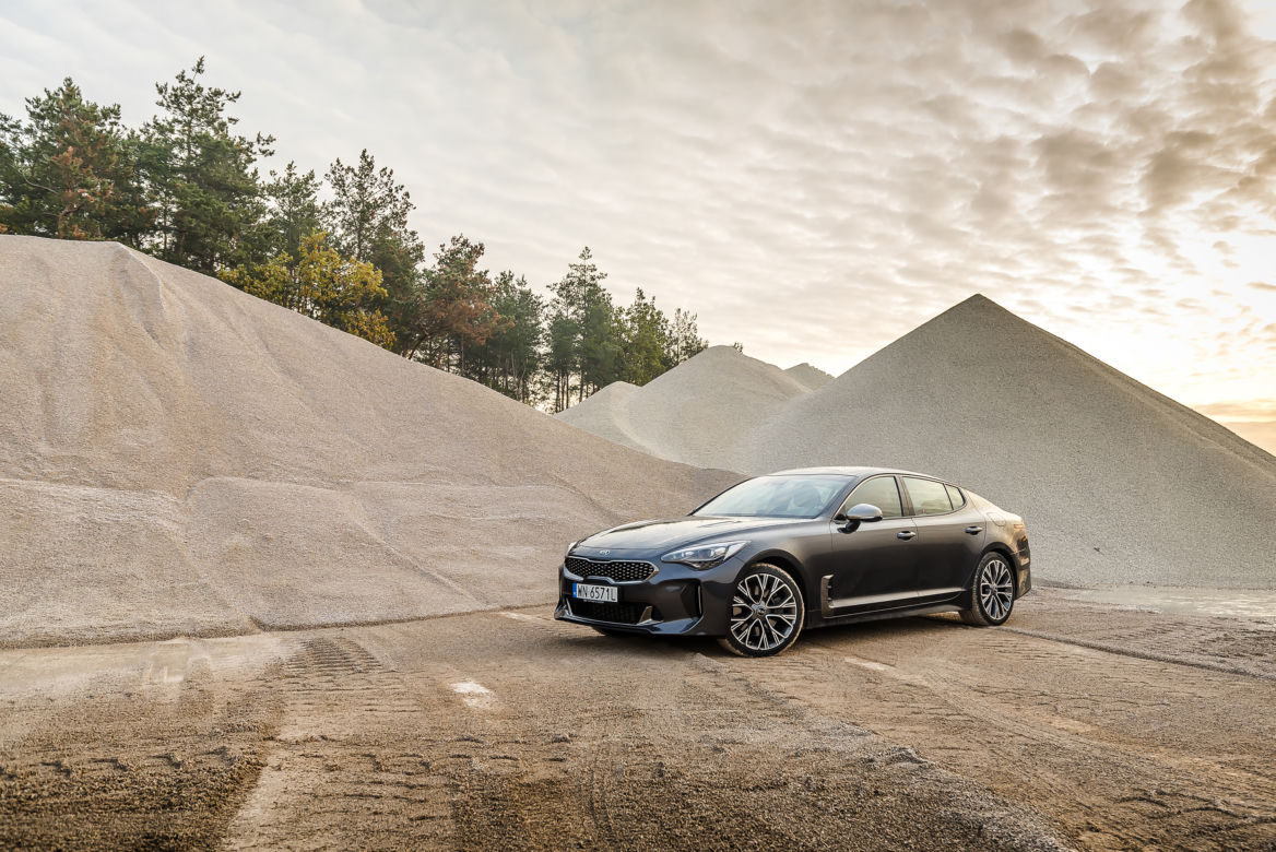 Kia Stinger 2.0 T-GDI 245 KM 8AT RWD GT Line
