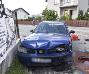 19-latka w Fiacie Seicento skasowała Ferrari GTC4 Lusso warte milion złotych