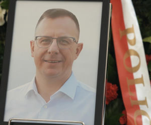 Piotr ubrał mundur, ucałował rodzinę i wyszedł do pracy. Jego serce nagle przestał bić