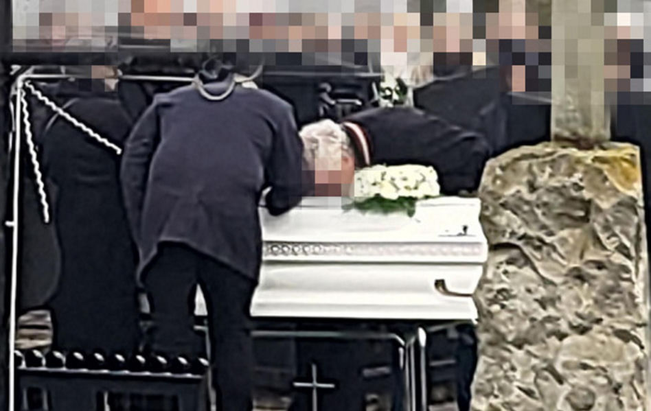 Pogrzeb 11-letniego aktora. Nikodem Marecki spoczął w białej trumnie. Żegnały go tłumy