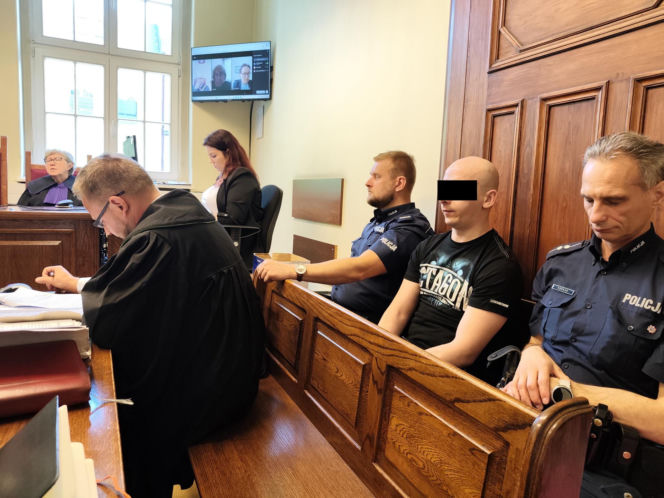 Zabił Krystiana, skacząc mu po głowie
