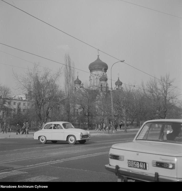 QUIZ PRL. Syrena 105 – kultowe auto PRL
