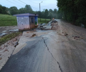 Powódź: Uszkodzone drogi w powiecie łańcuckim