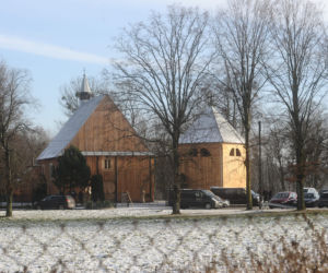 Ciało Igora spoczęło w zmarzniętej ziemi. Tłum żegnał 19-latka